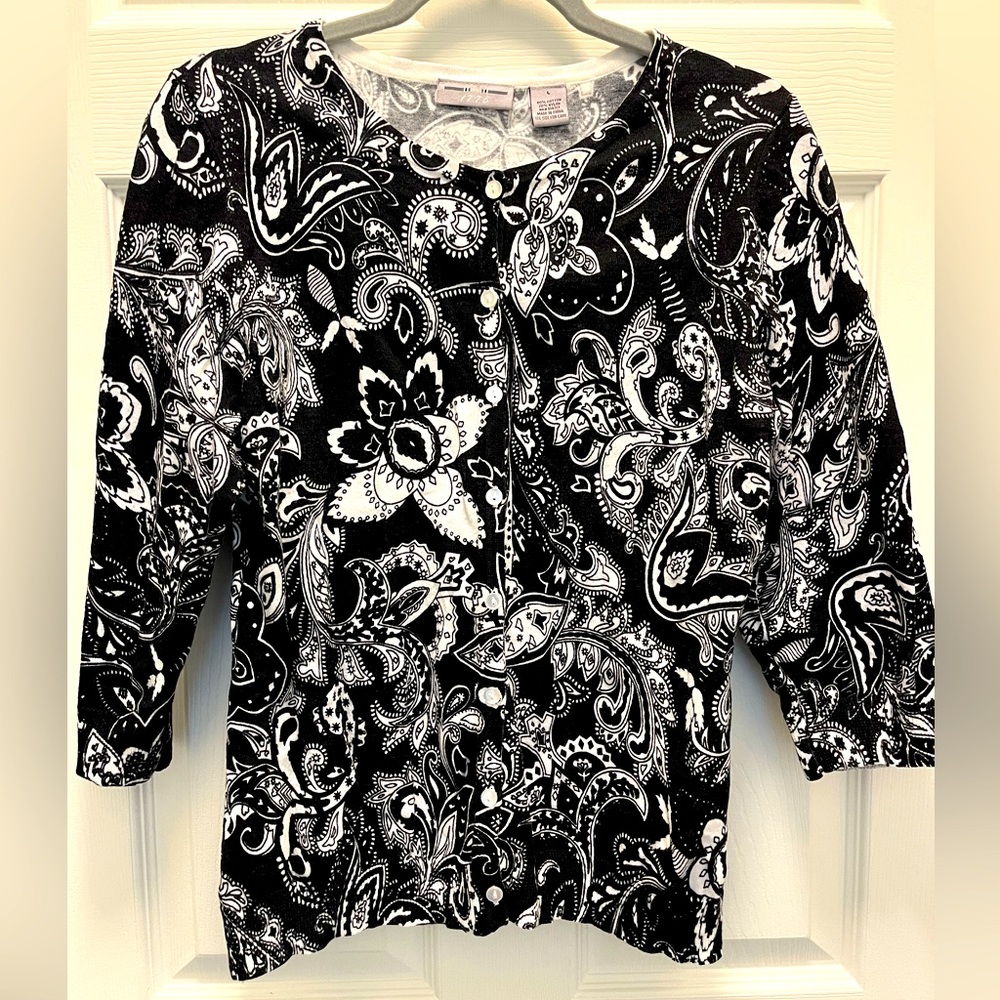 1775 Large Black and White Paisley Button Down Cardigan Sweater